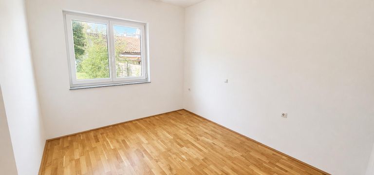 Schlafzimmer 1. Aufnahme