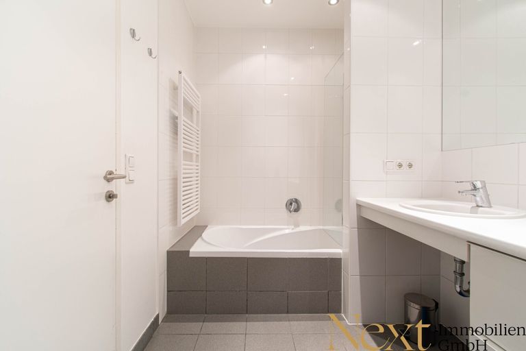 Badezimmer I Musterfoto