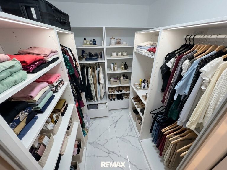 Begehbarer Schrank OG