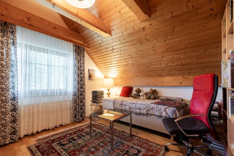 38 Zimmer OG