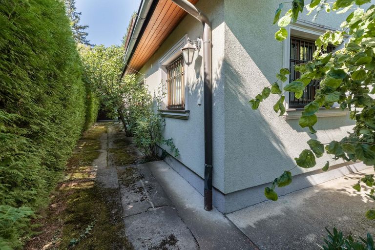 41 Vorgarten
