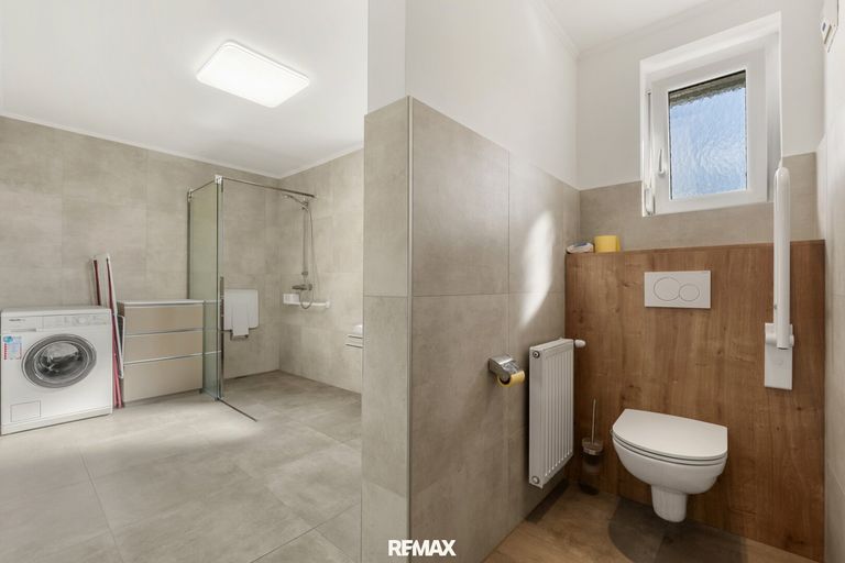 Barrierefreies Badezimmer EG