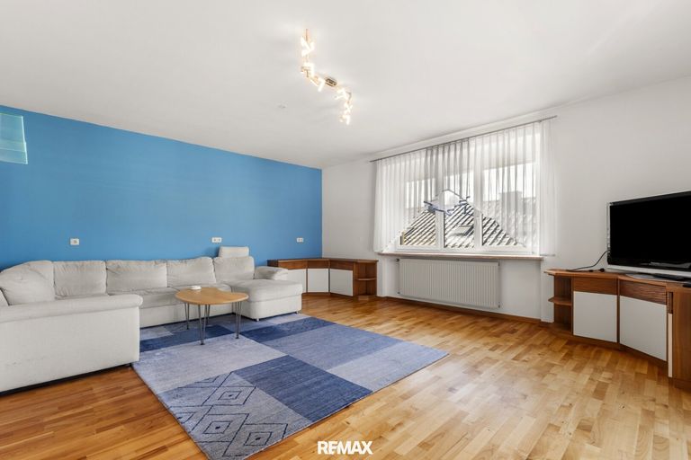 (Wohn-)Zimmer OG