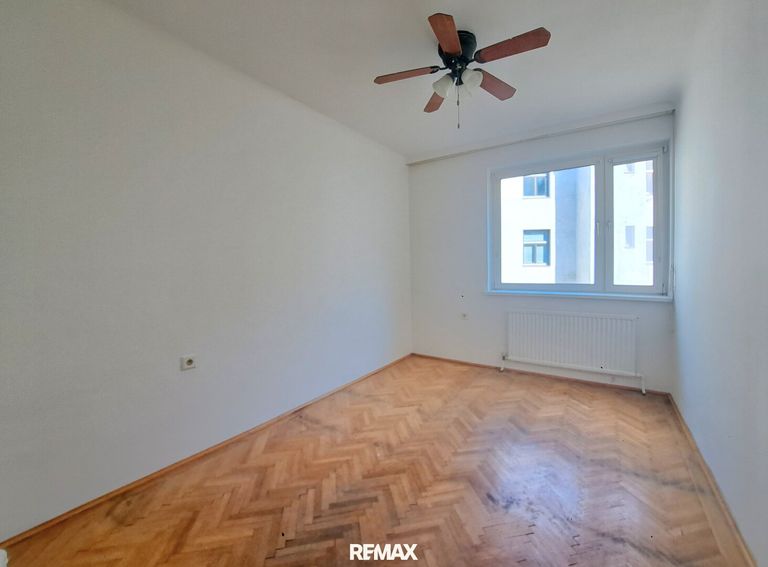 6 Zimmer
