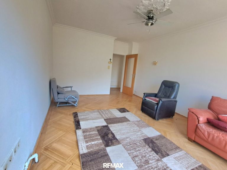 3 Zimmer mit franz. Balkon