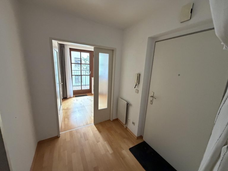 7 Vorzimmer b
