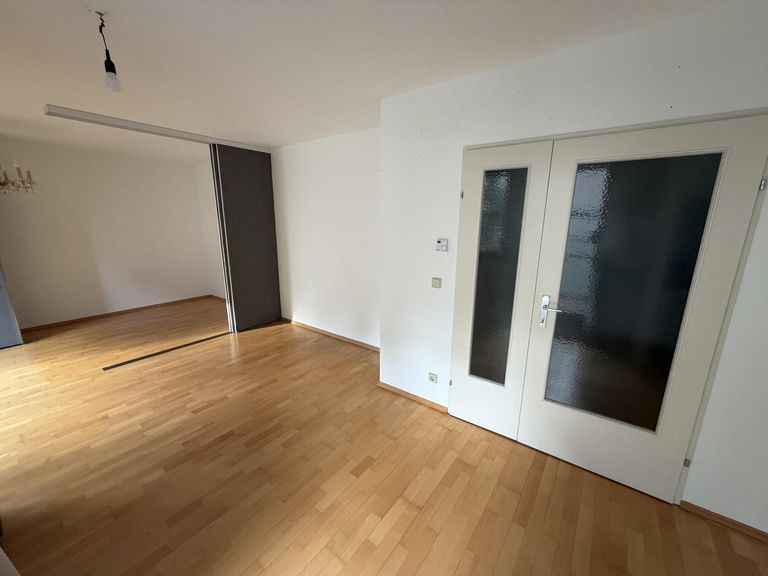 2 Wohn-Schlafzimmer