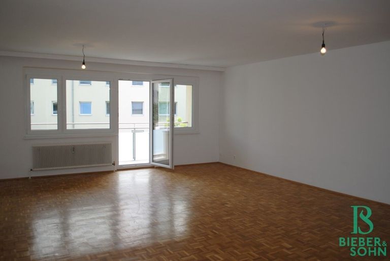 Wohnzimmer / Loggia