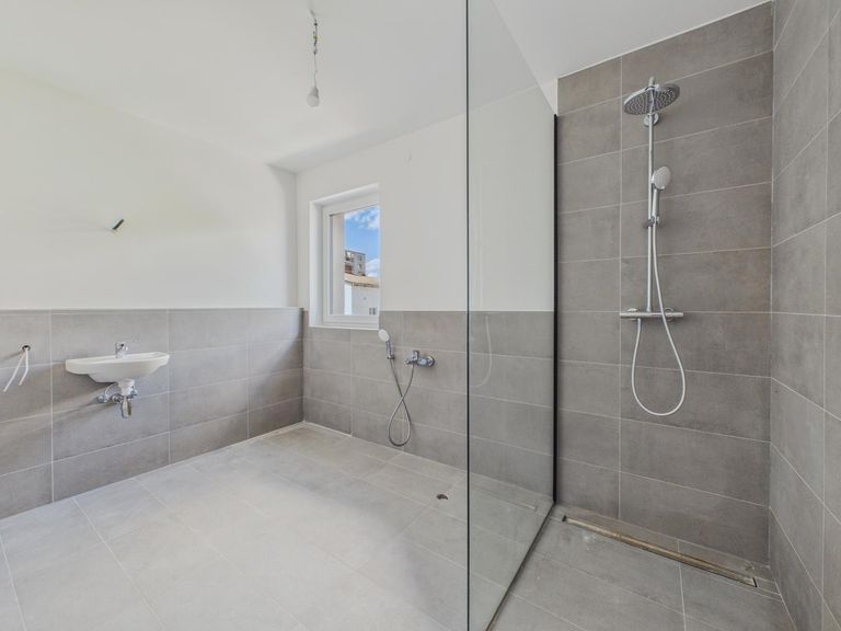 Badezimmer 1
