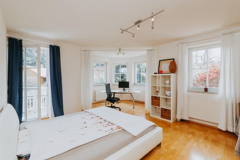 Schlafzimmer (2)