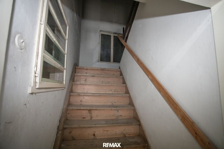 Treppe zum Dachboden
