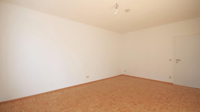 Wohnschlafzimmer Bild 1