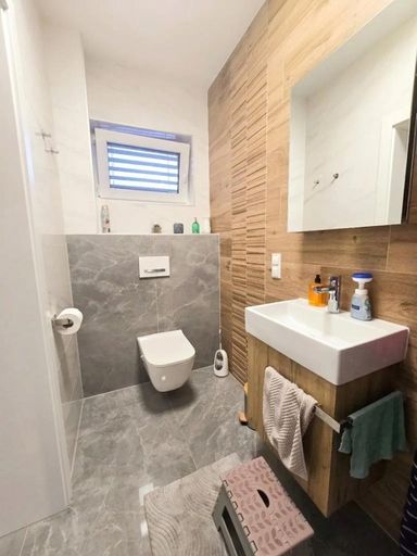 Badezimmer EG