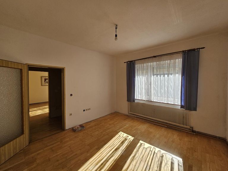 Zimmer 2 (2)