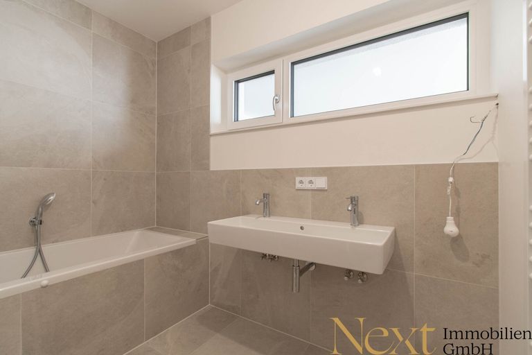 Badezimmer EG