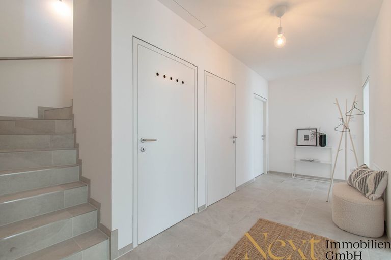 Flur/Garderobe EG I