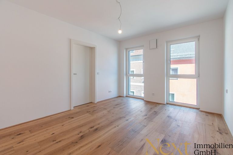 Schlafzimmer mit Schrankraum