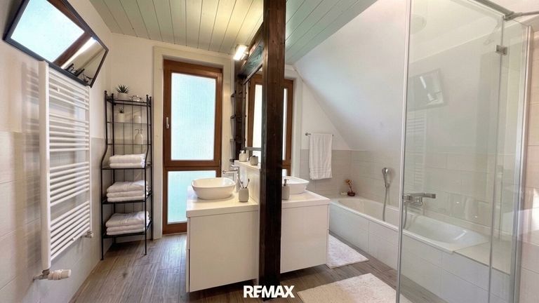 Badezimmer OG