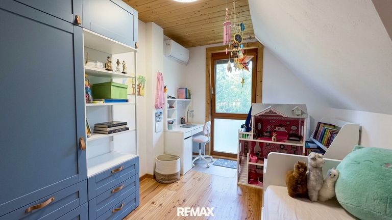 Kinderzimmer OG
