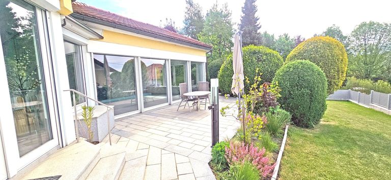 Terrasse EG