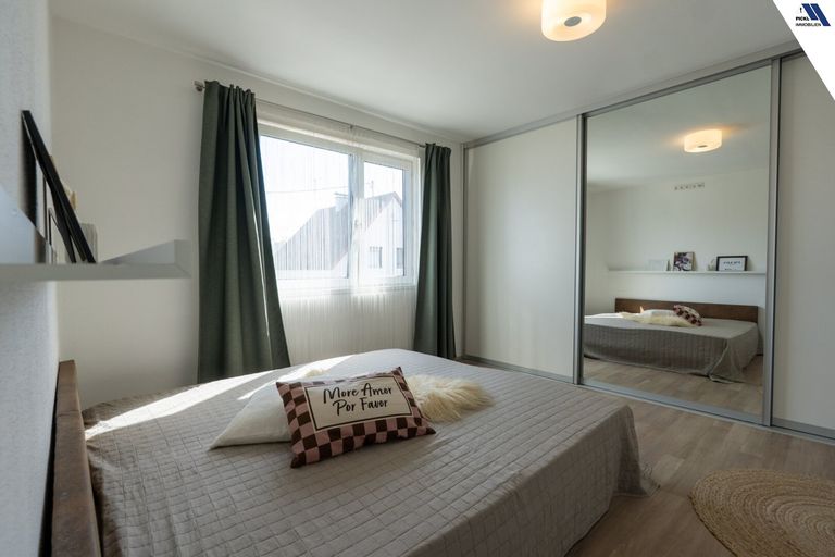 OG Schlafzimmer 1