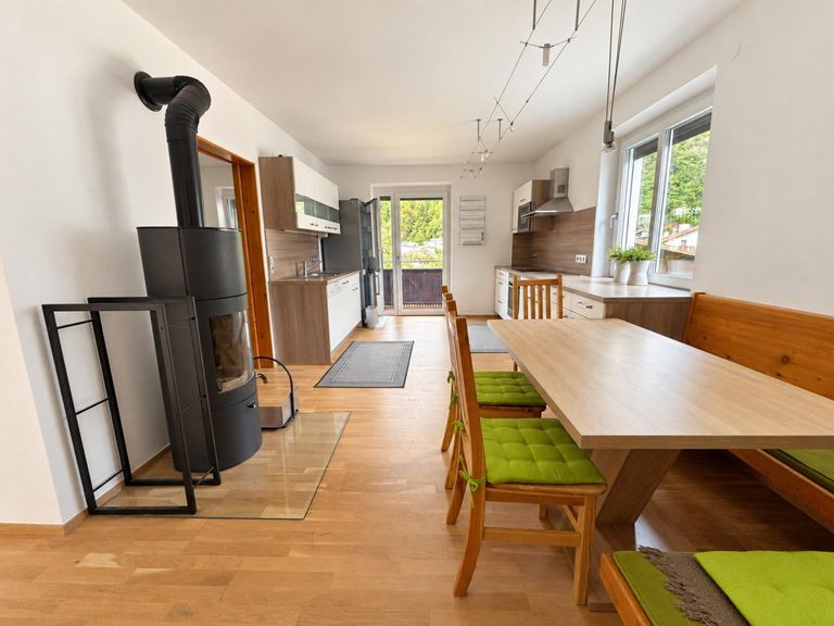 Wohnung - Landeck - Koch & Essbereich.