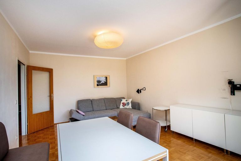 Wohn- und Esszimmer