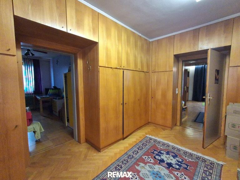 8 Schrankraum Petzenkirchen