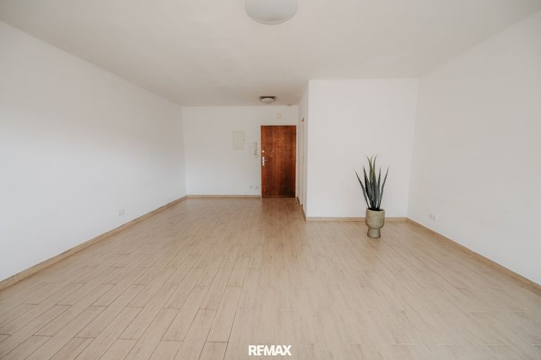 Schlaf-Wohnzimmer-Küche