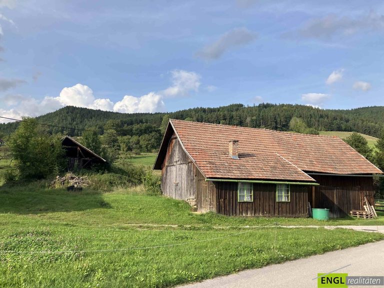 Nebengebäude mit Bauland