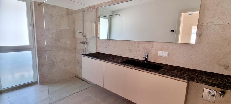 Badezimmer Musterwohnung 2