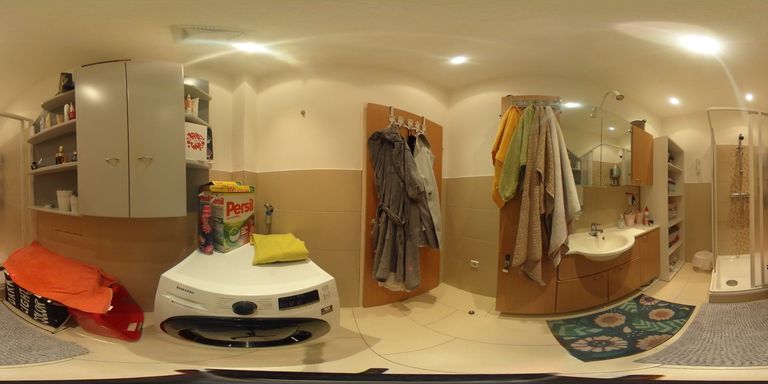 Wohnung 1 - Badezimmer