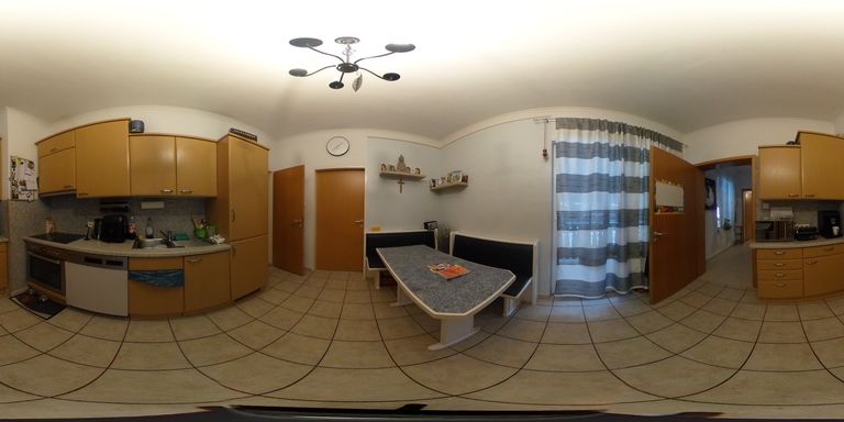 Wohnung 1 - Küche & Essbereich