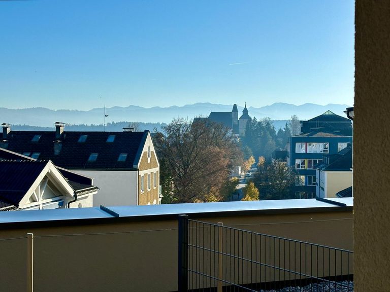Dachgarten mit Blick zur Kirche