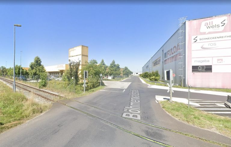 Zufahrt von Terminalstraße in die Böhmerwaldstraße