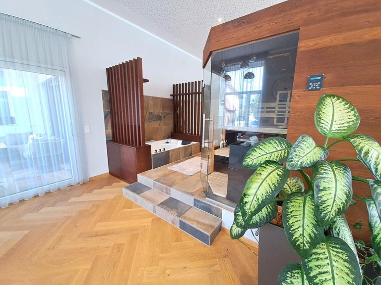 Sauna u. Whirlpool