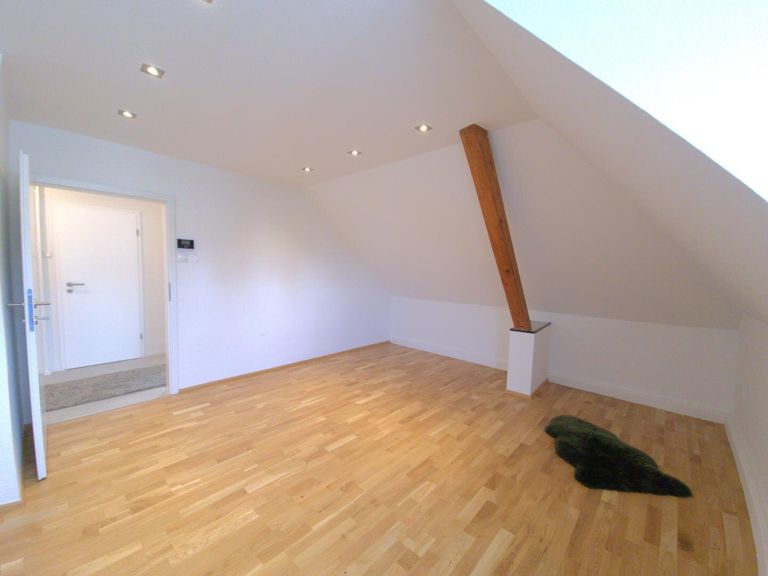 Zimmer 1 (zb. Wohnzimmer)