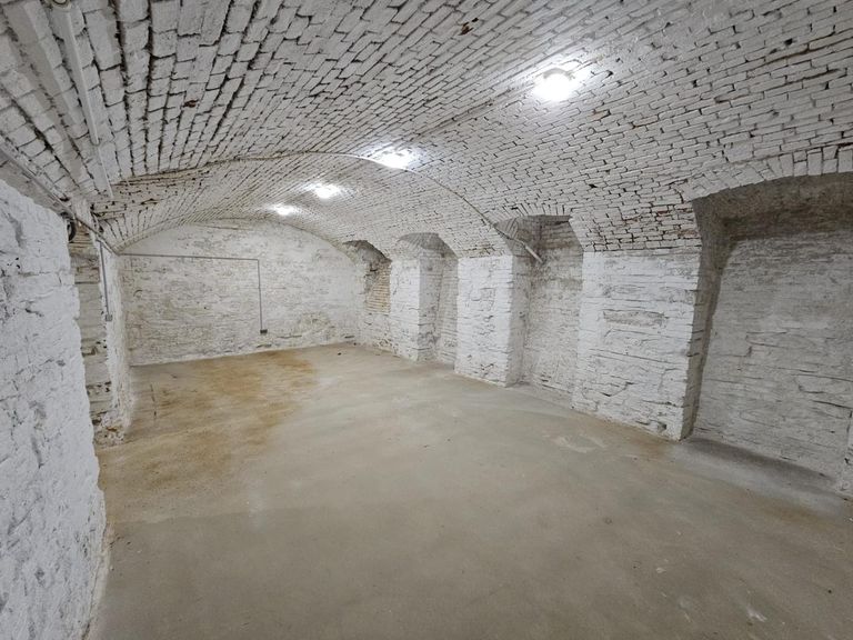 Lager Stolzenthalergasse 3