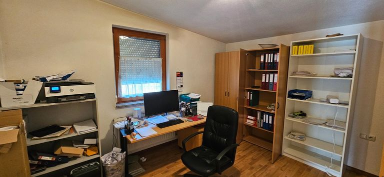 Haus - Büro