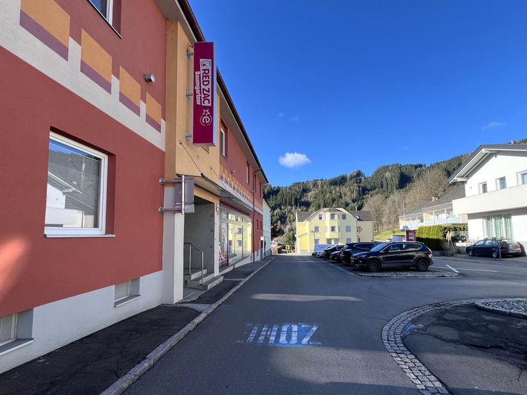 Wohn-/Geschäftshaus