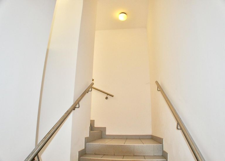 Stiegenhaus ins OG
