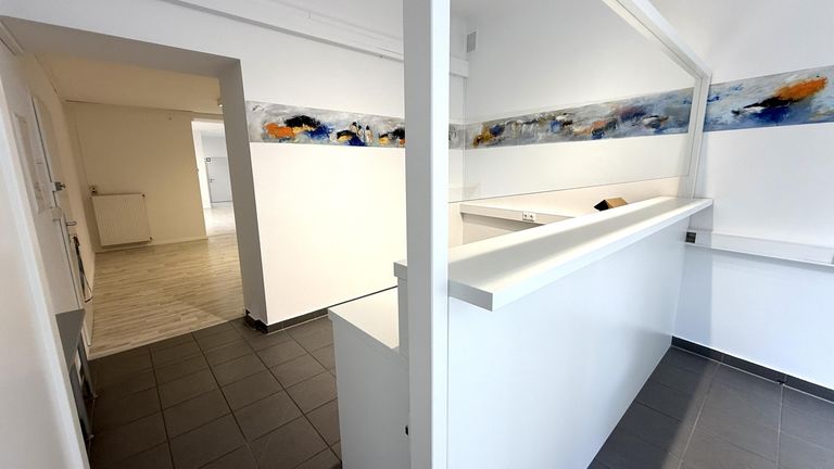 Eingangsbereich Neunkirchner Straße