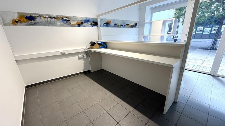 Eingangsbereich Neunkirchner Straße