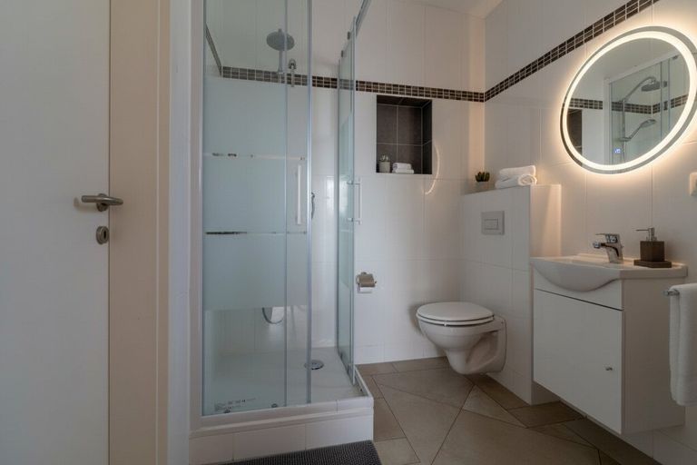 Badezimmer: KI generierte Einrichtung