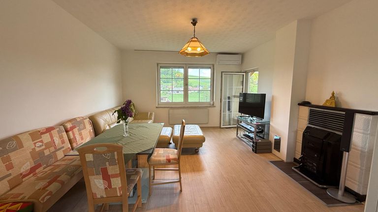 Wohn-/Esszimmer
