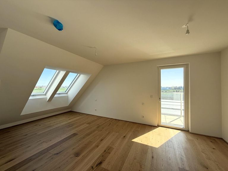 Schlafzimmer 1 von 2 ( mit eigenem Bad )