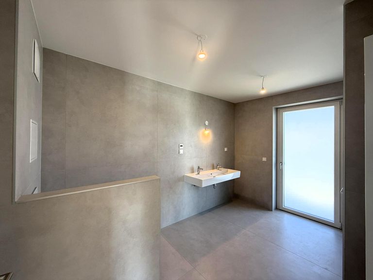 Badezimmer 1 von 2