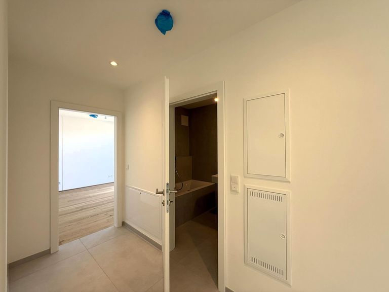 Flur / Badezimmer 2 von 2
