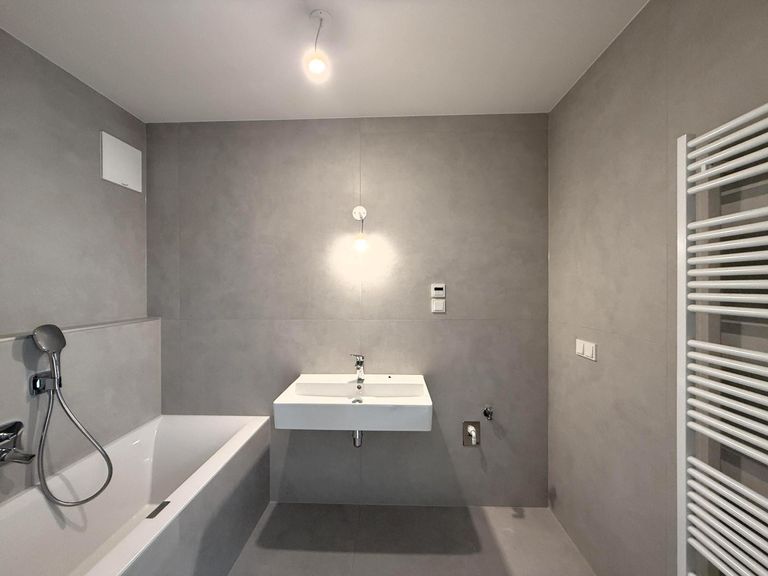 Badezimmer 2 von 2