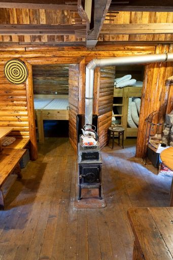 Stube mit Blick zu zwei SZ